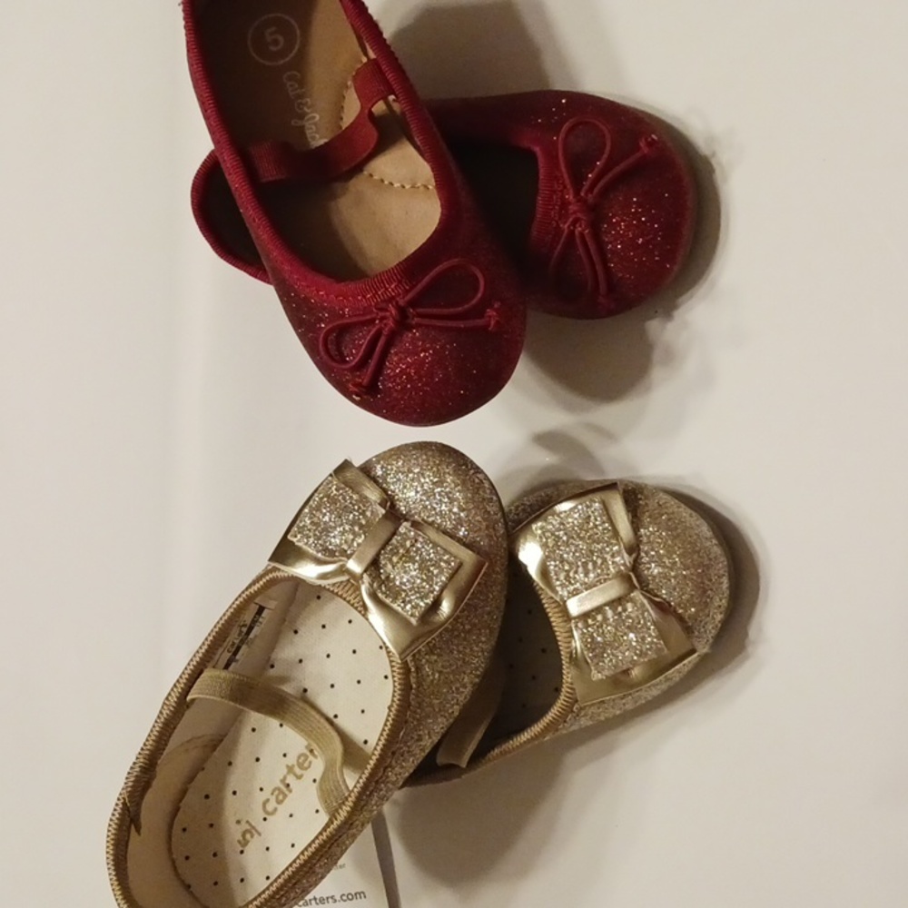 Lot of 2 glitter flats